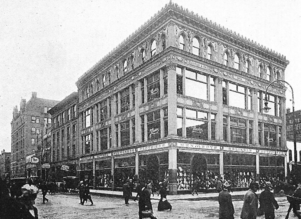Boston Clothing Co. (Bowlby Building), Historic view